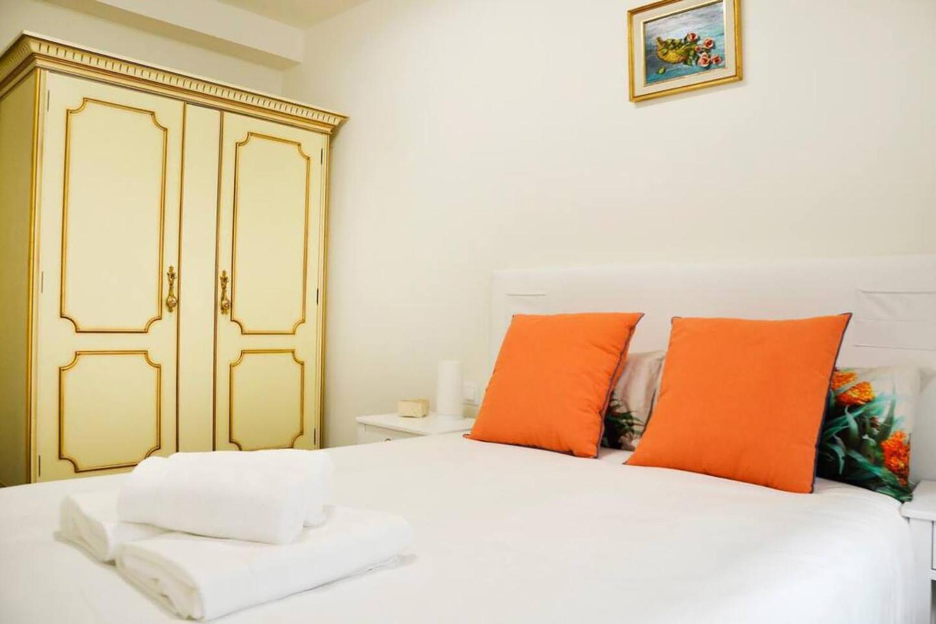 Nuevo Apartamento De 3 Dormitorios En Calle Alta Santander Luaran gambar